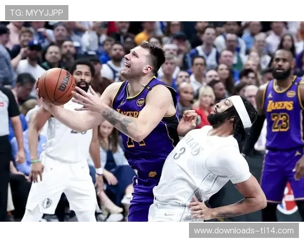 国王关键时刻屡现隐忧 客场背靠背挑战公牛前景堪忧 国王关键时刻屡现隐忧 客场背靠背挑战公牛前景堪忧